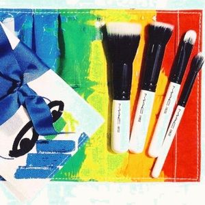 Rare LE MAC Brush Kit by Julie Verhoven